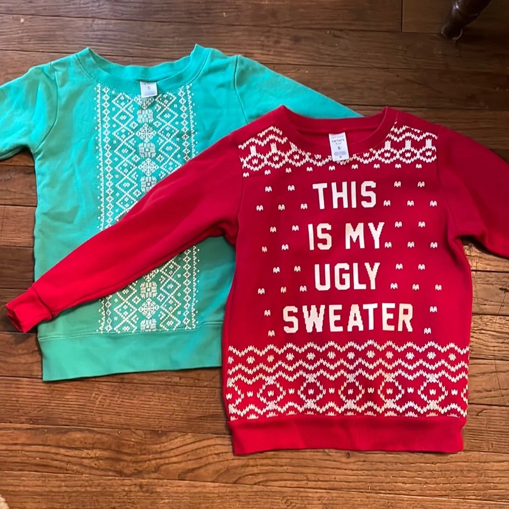 Carters 2 Christmas sweatshirt bundle KIDS